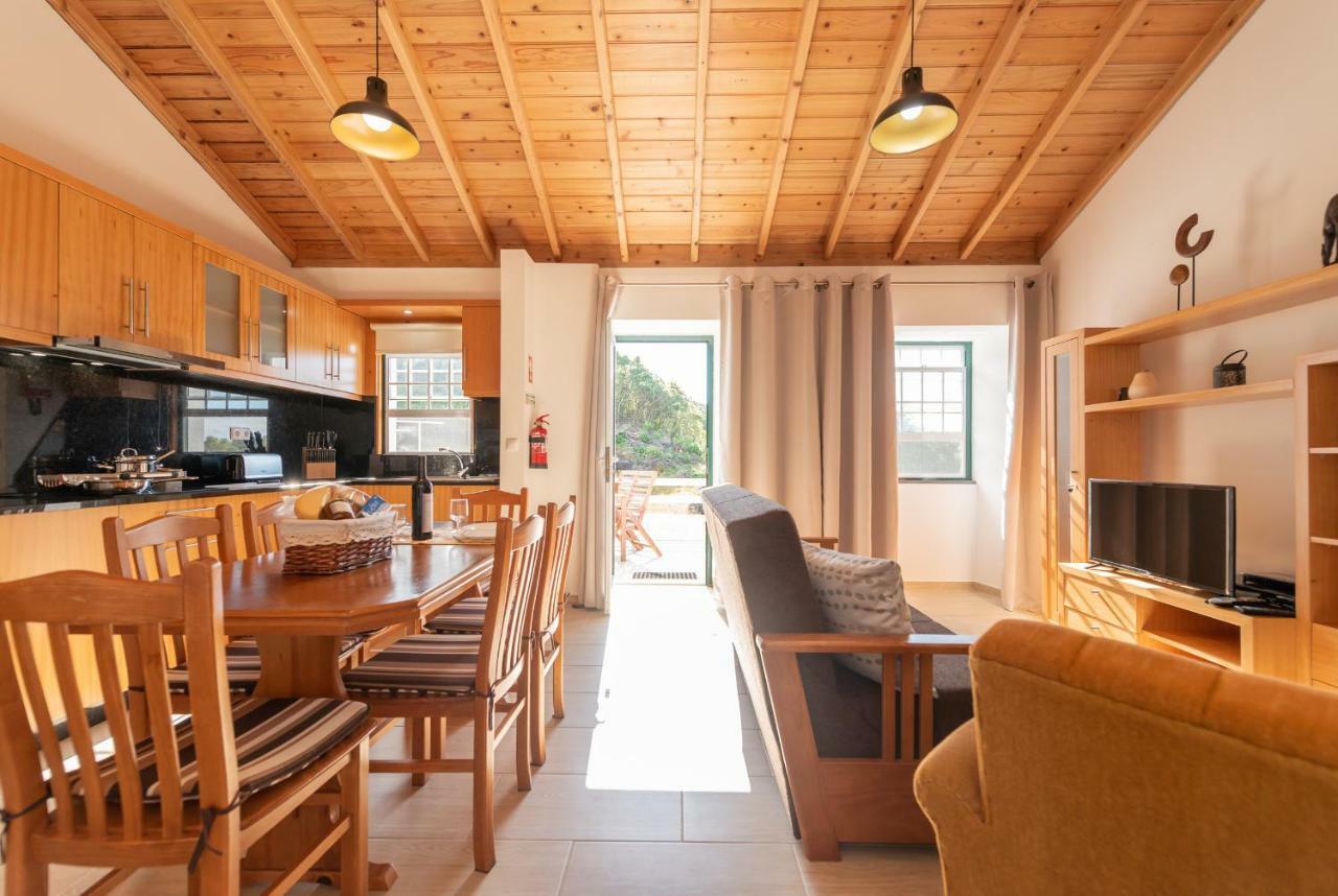 Casa Da Figueirinha Villa Calheta de Nesquim Luaran gambar